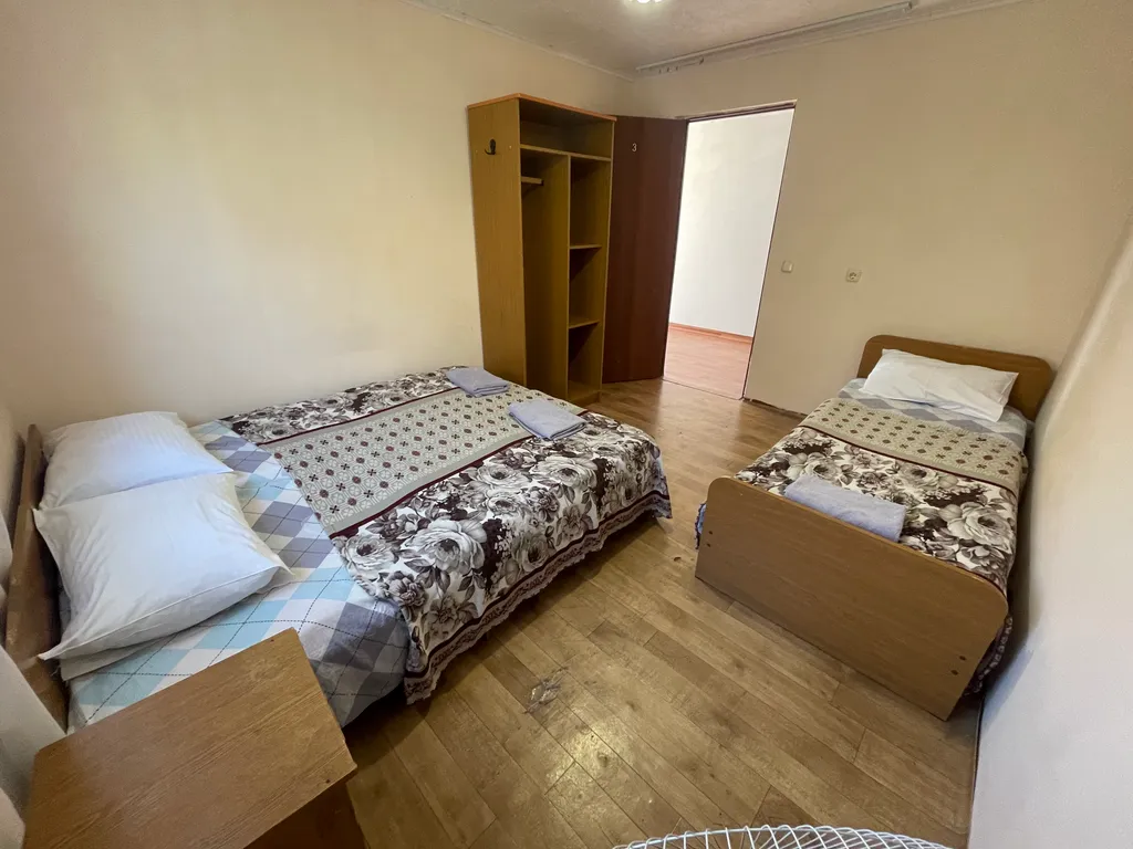 Квартира Комната — аренда посуточно в Лоо