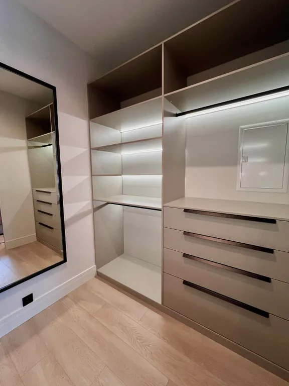 Респектабельный люкс с дизайнерским ремонтом на садовом кольце