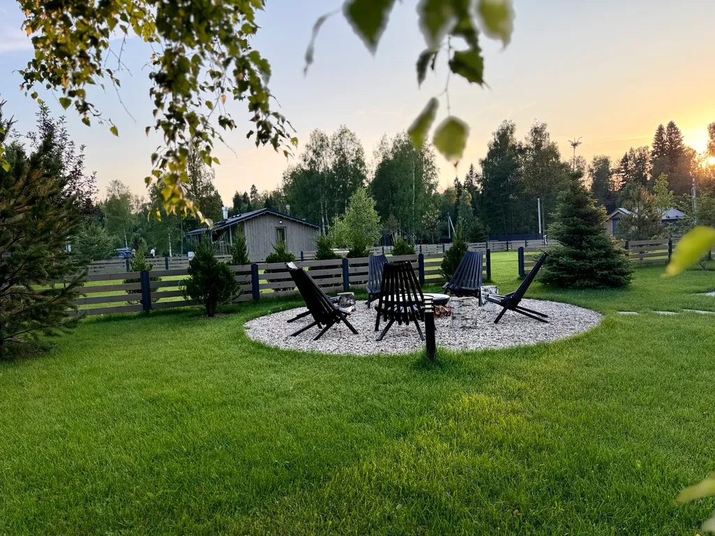 Уютный загородный дом в тишине