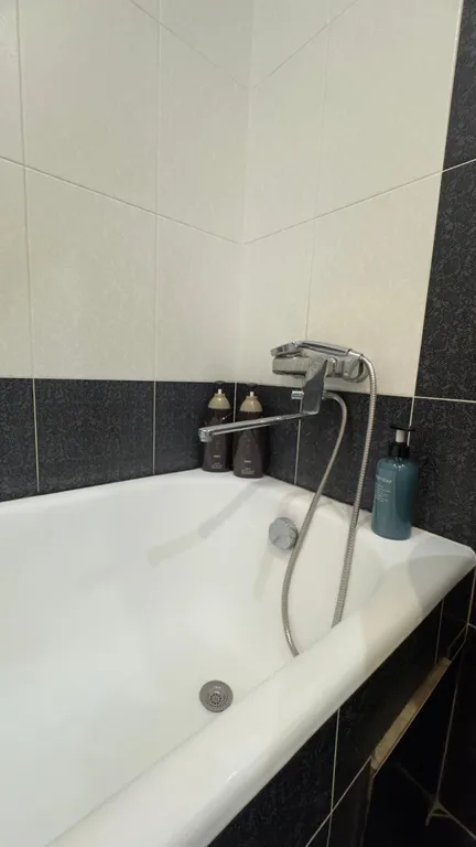 Чистая и комфортная квартира, рядом Плаза Столица Больница