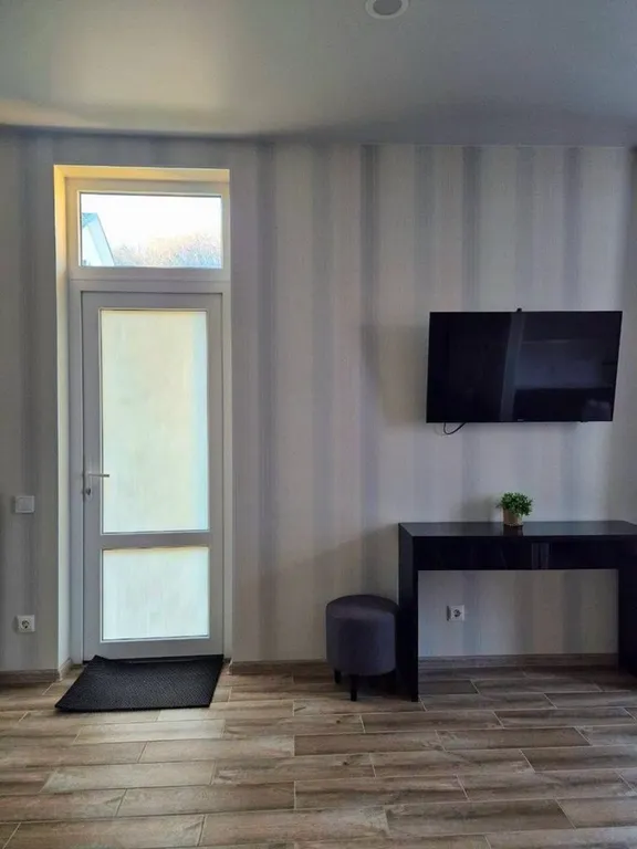 Квартира 1-комнатная Квартира — Нижняя Хобза