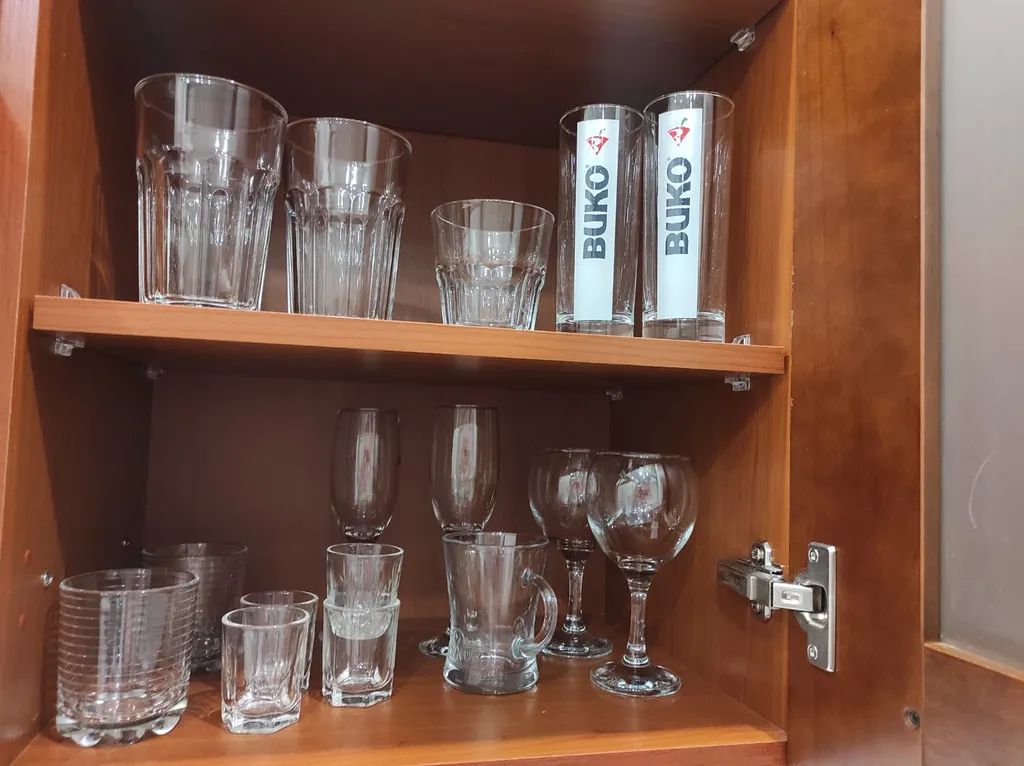 Современная 2-я большая квартира прямо на набережной с пляжем у дома