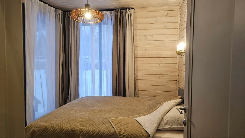 Светлица у озера