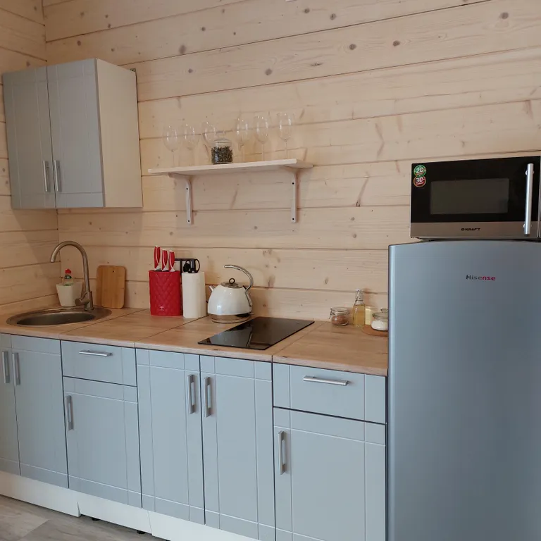 Дом в горной деревне с купелью фурако на террасе