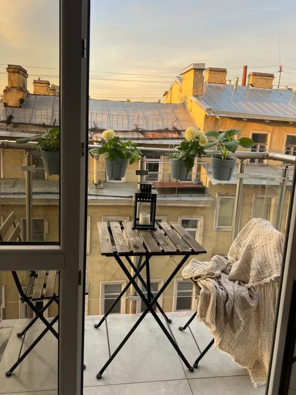 Квартира Стильная квартира с балконом в эксклюзивном районе — Санкт-Петербург