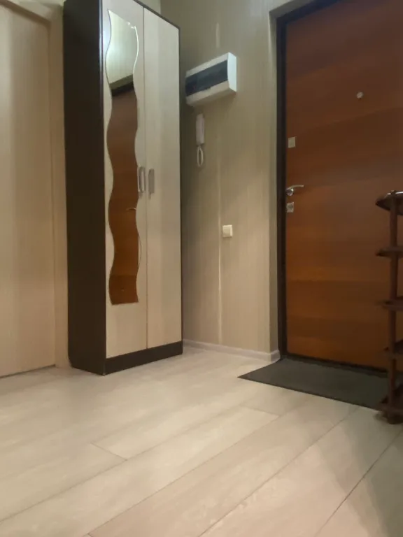 Живи в центре событий