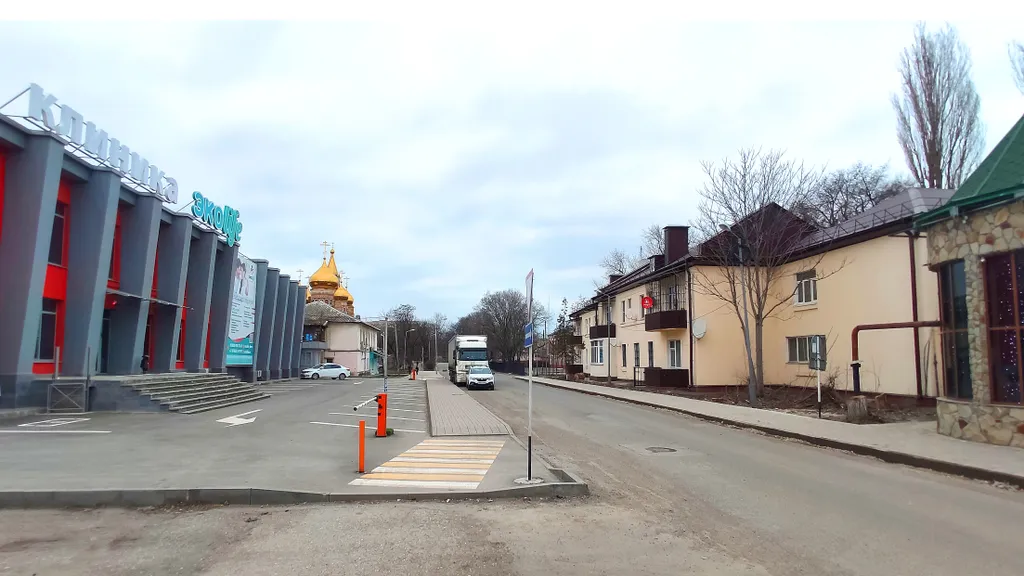 Два шага от центра