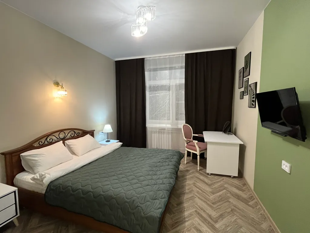 Ваш Рантье на Самойловой 12 близ отеля Меридиан