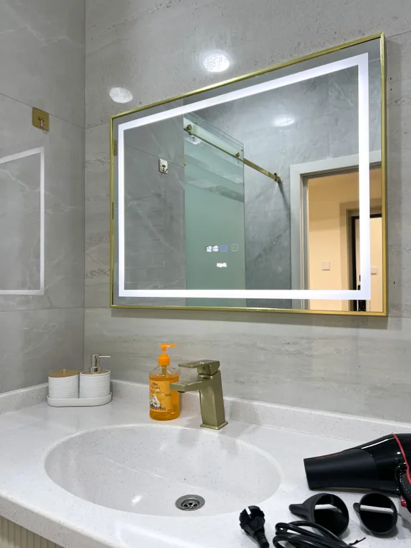 Уютная дизайнерская студия на 16 этаже в ЖК Modera Towers