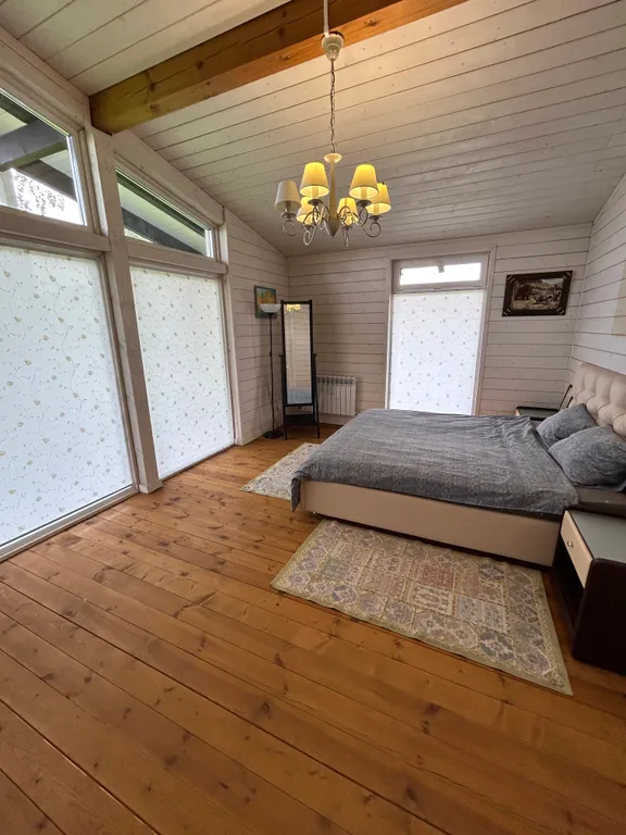 4-комнатный Дом