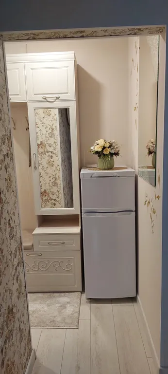 Стильная однушка в фисташковом цвете