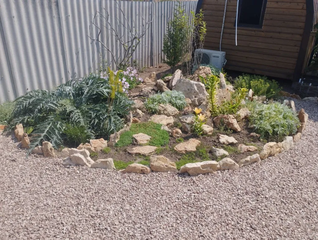 Уютный деревянный домик с удобствами