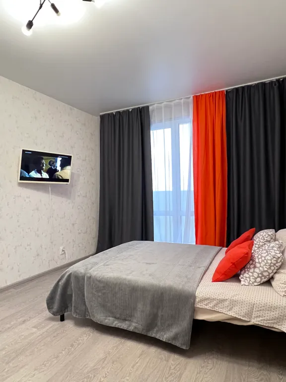 Уютная студия на высоком этаже