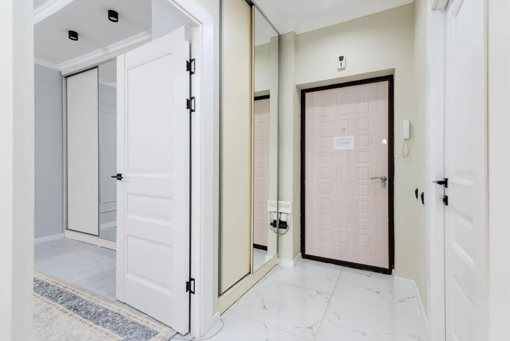 1 ком кв рядом с ТРЦ ADK и метро Сайран