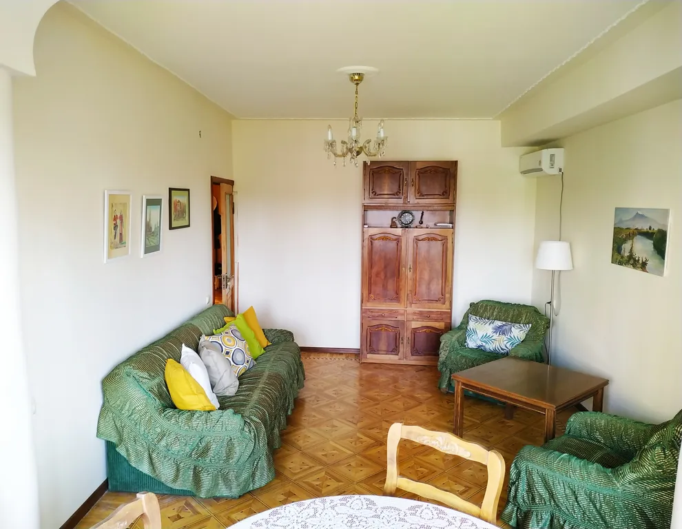 Уютная 3 ком-ая квартира с прекрасной инфраструктурой