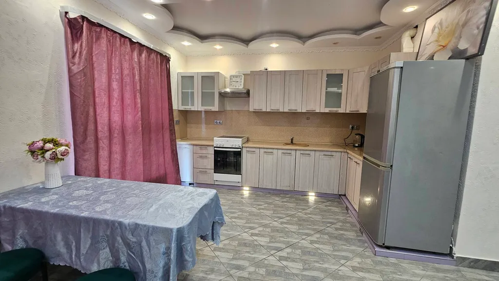 Большая трешка для 8 гостей