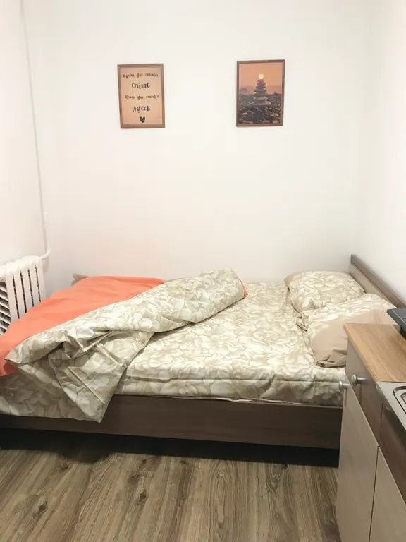 Компактная студия у библиотеки