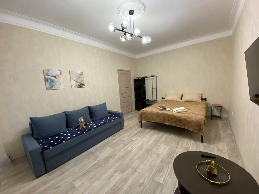 Лошадка Кира ждёт гостей в свою уютную квартиру