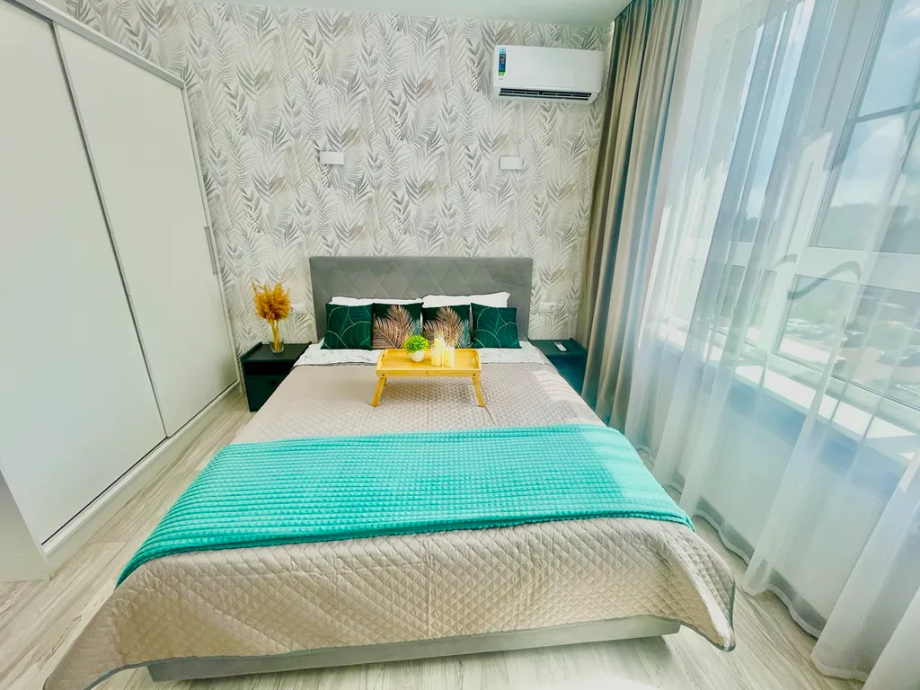 Стильная квартира напротив аквапарка Океанис и парка Швейцария