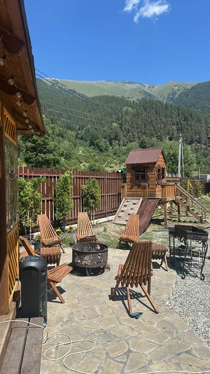 Уютные домики с видом на горы