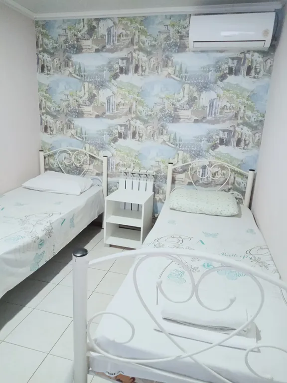 Квартира Уютная эконом комната на первом этаже — аренда посуточно в Адлер