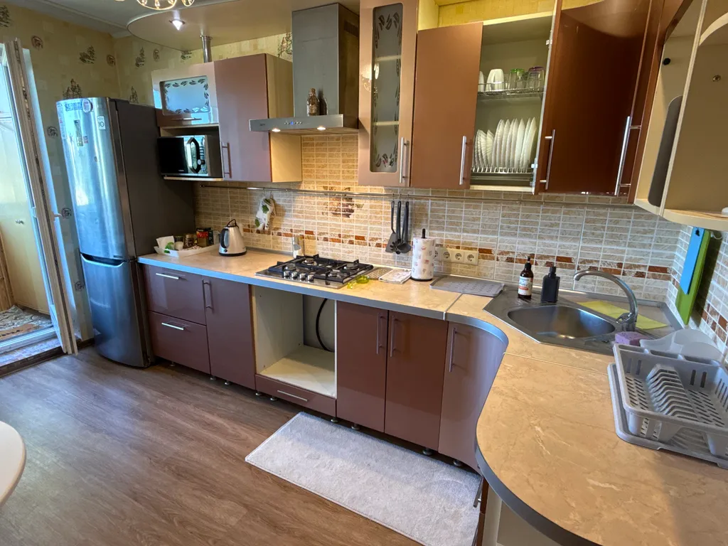 Центр, парковка, лифт, тёплый дом, ТЦ Трио, Лямус