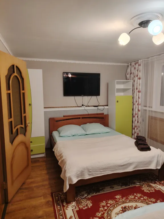 Благоустроенный дом 100кв.м с березовым лесом на территории.