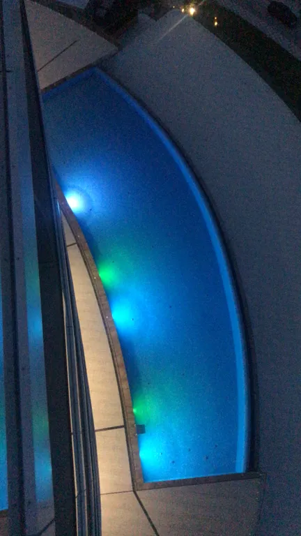 Апартамент в элитном ЖК с прямым панорамным видом на море и бассейном