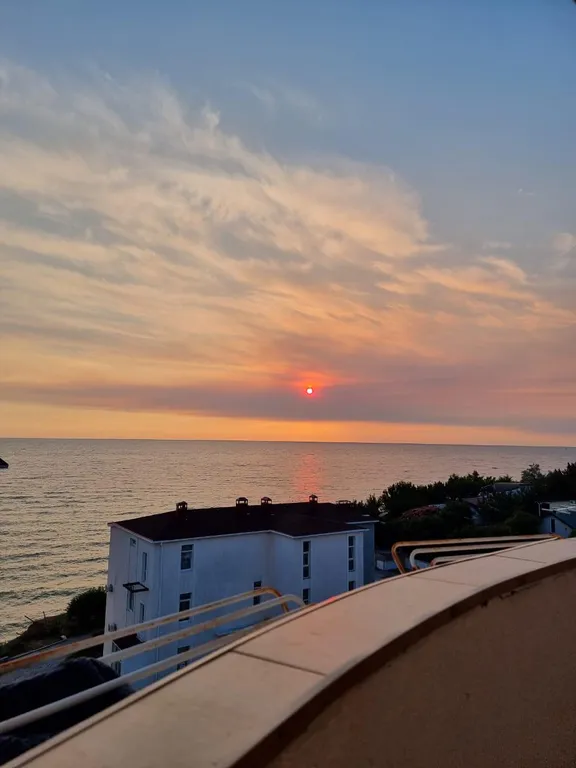 Двухуровневые видовые апартаменты у моря