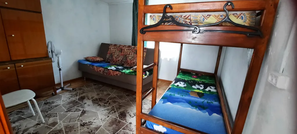 Бюджетный 2х комнатный домик на 6 мест