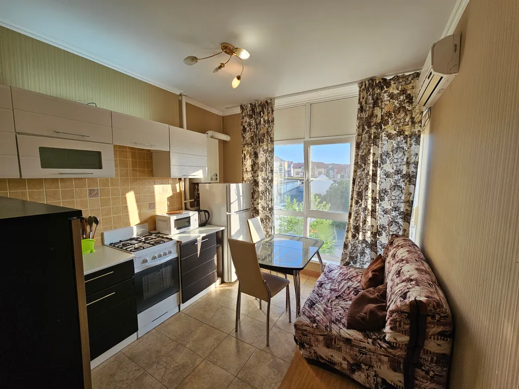 Квартира Квартира в центре с видом на море — Геленджик