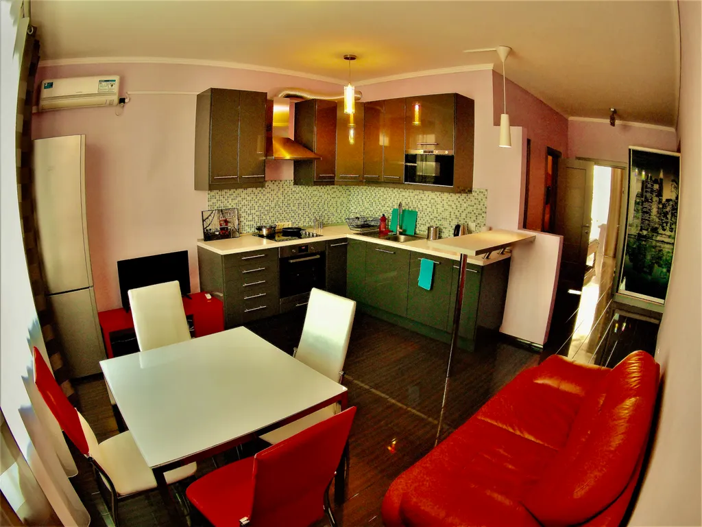 Апартаменты на 6 персон с большой кухней-гостиной