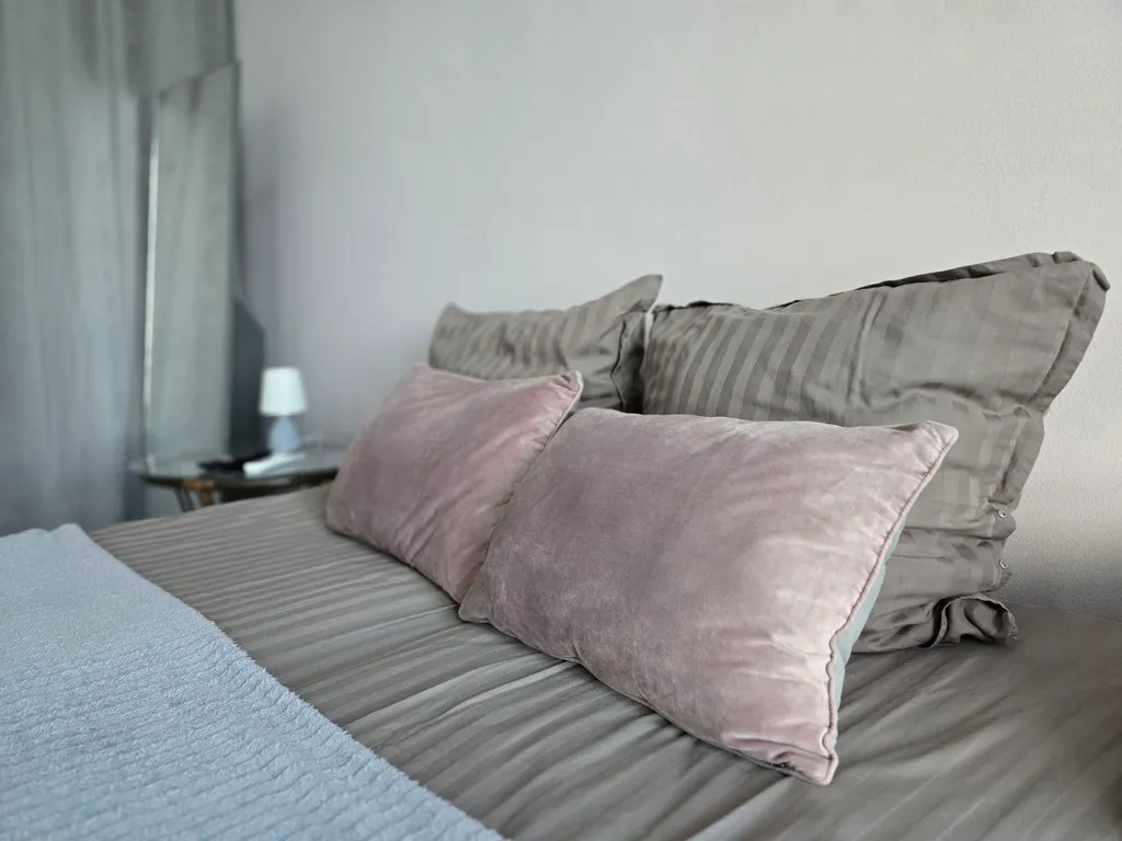 Апартаменты с видом на пруд