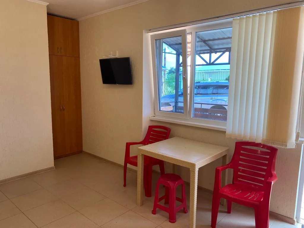 Эллинг в 100 метрах от моря