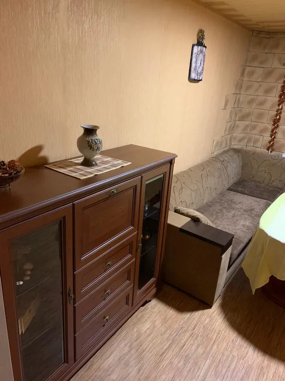 Трёхкомнатная квартира в микрорайоне Малиновка