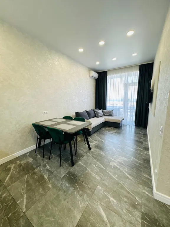 Квартира Квартира Комфортный апартамент с видом на бассейн и море — Севастополь