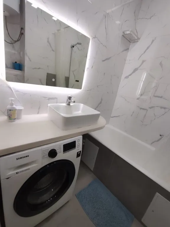 Новая студия в новом доме недалеко от моря