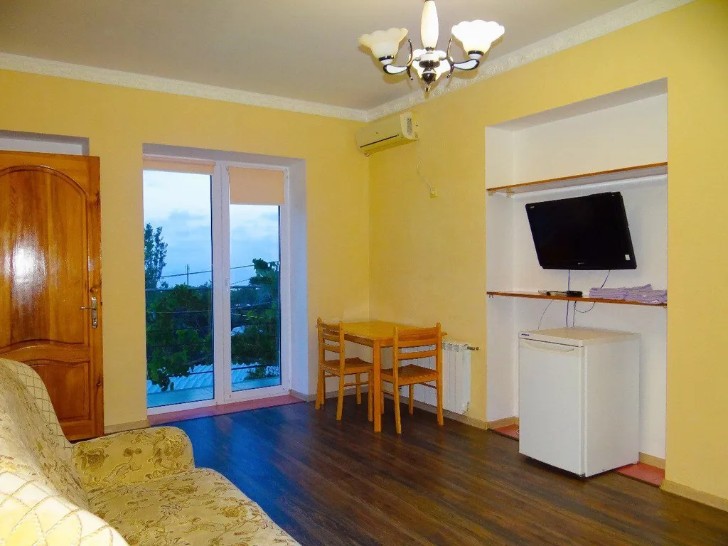 Квартира Квартира Двухкомнатный с балконом — Судак