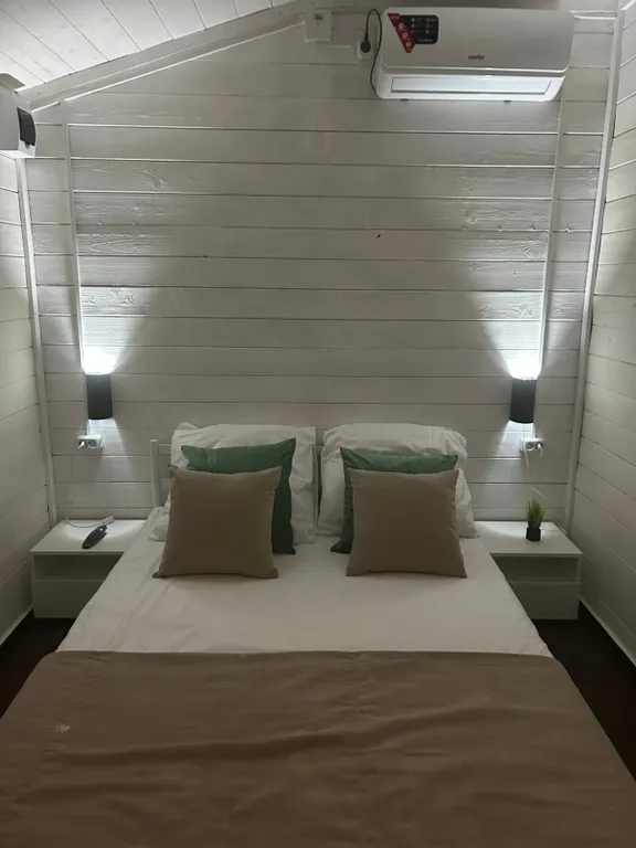 Коттедж Уютный домик в Кучугурах — Кучугуры