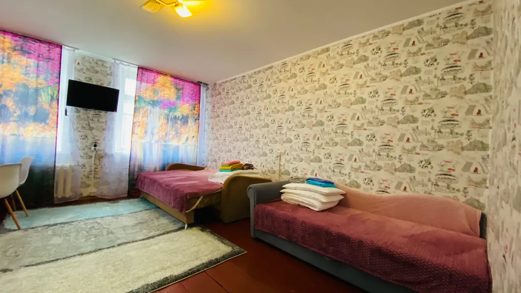 Светлая уютная комната