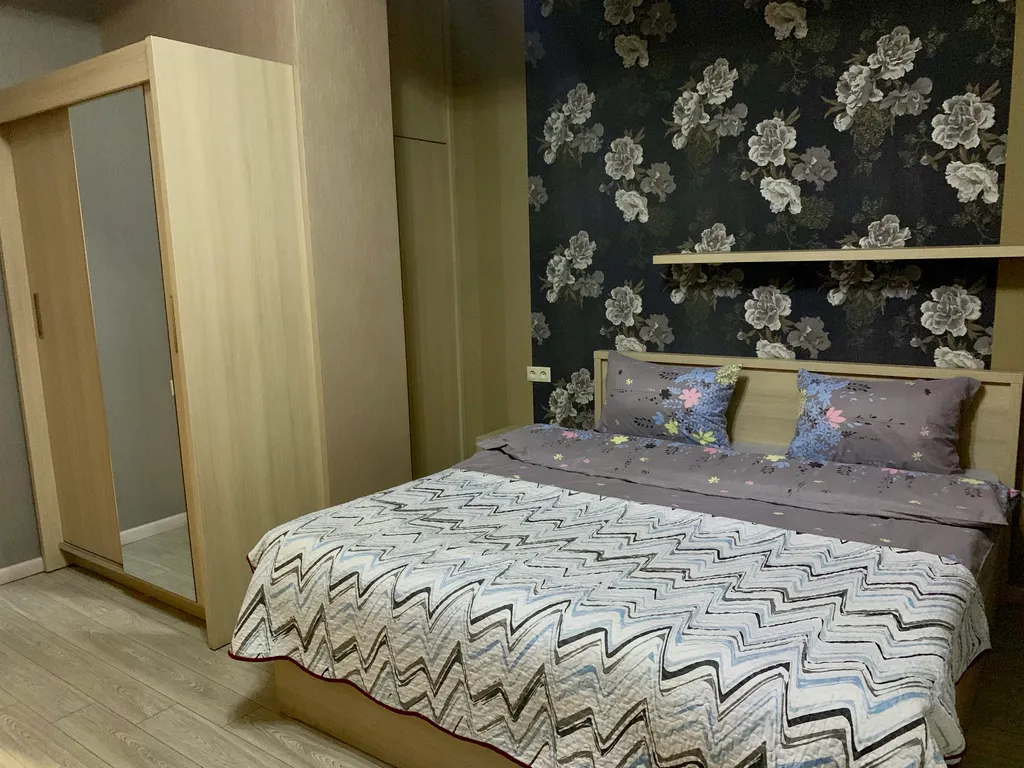 Большая квартира в старом городе