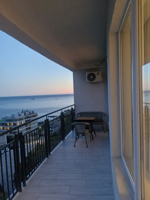 Шикарные апартаменты с видом на море