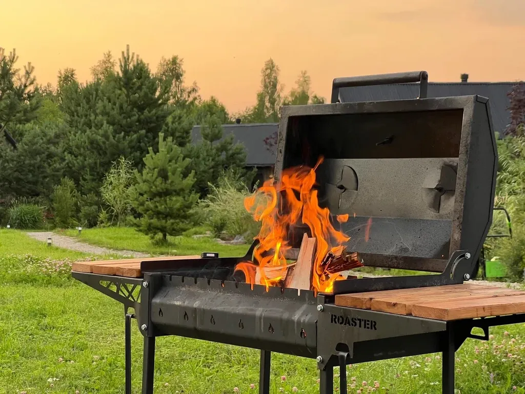 Домик в лесу с террасой и панорамными окнами для 2-4 гостей