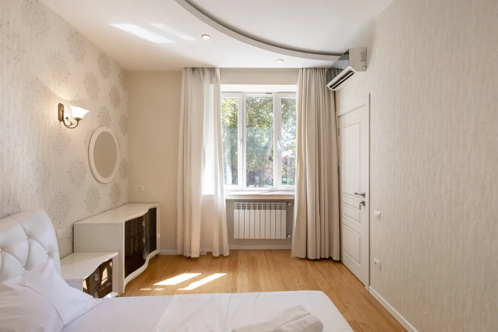 Квартира с видом на бульвар в центре города — аренда посуточно в Баку