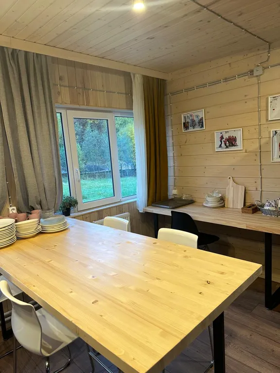 Коттедж на берегу озера