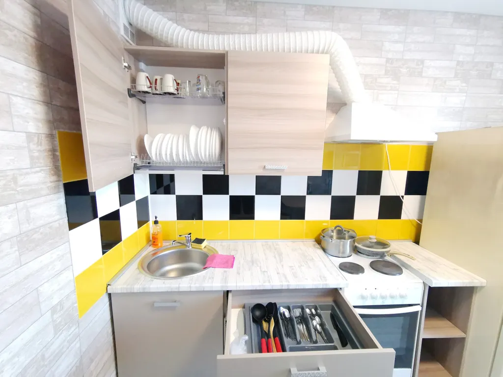 Большая квартира в тихом дворе