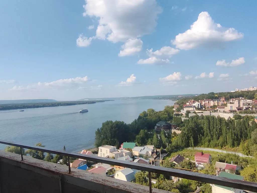 Квартира Уютная светлая квартира на первой линии у Волги — Самара
