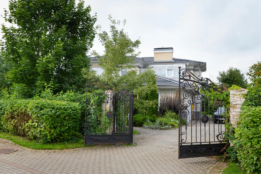 Дом Лазурный берег