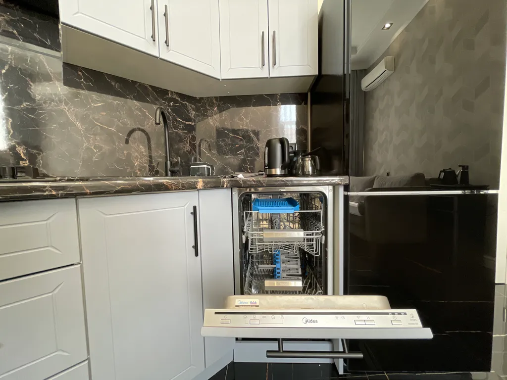 Новые апартаменты 1 береговая ЖК Изумрудный Город