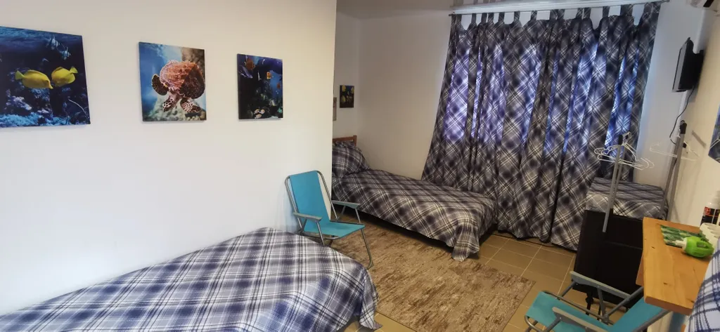 Уютная комната недалёко от моря, удобства в номере